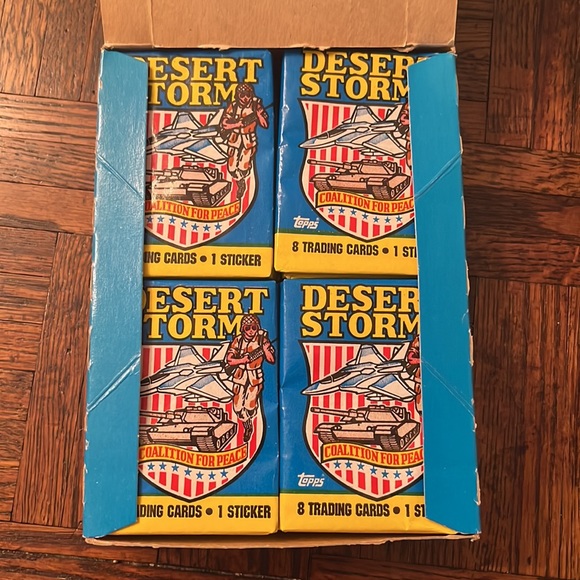1991 Topps Desert Storm Trading and Picture Cards - Picture 2 of 7